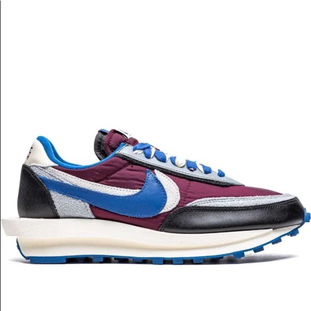 Nike Women’s Sneakers in Maroon, Blue, White, Black